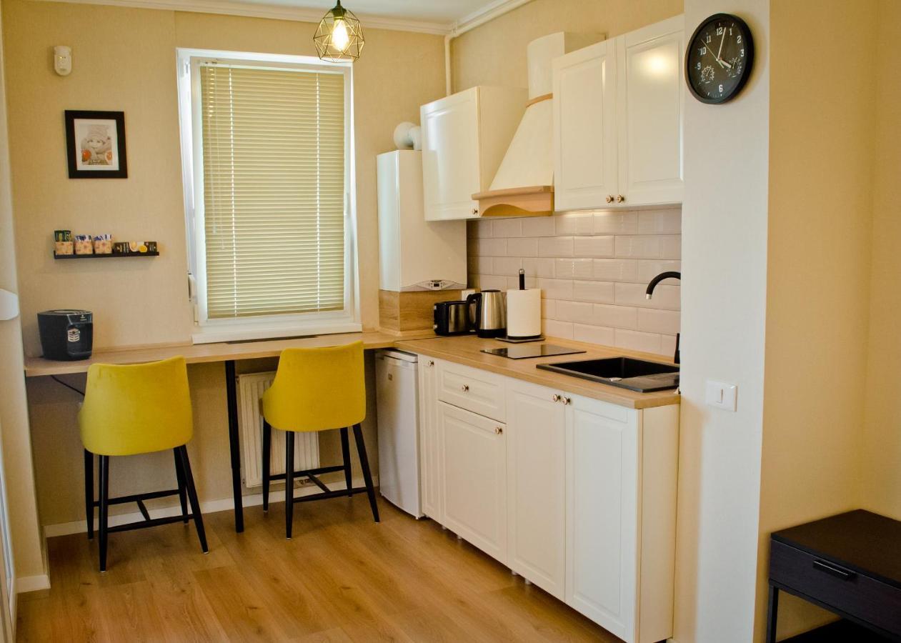 Amber Studio Oradea Apartment Luaran gambar