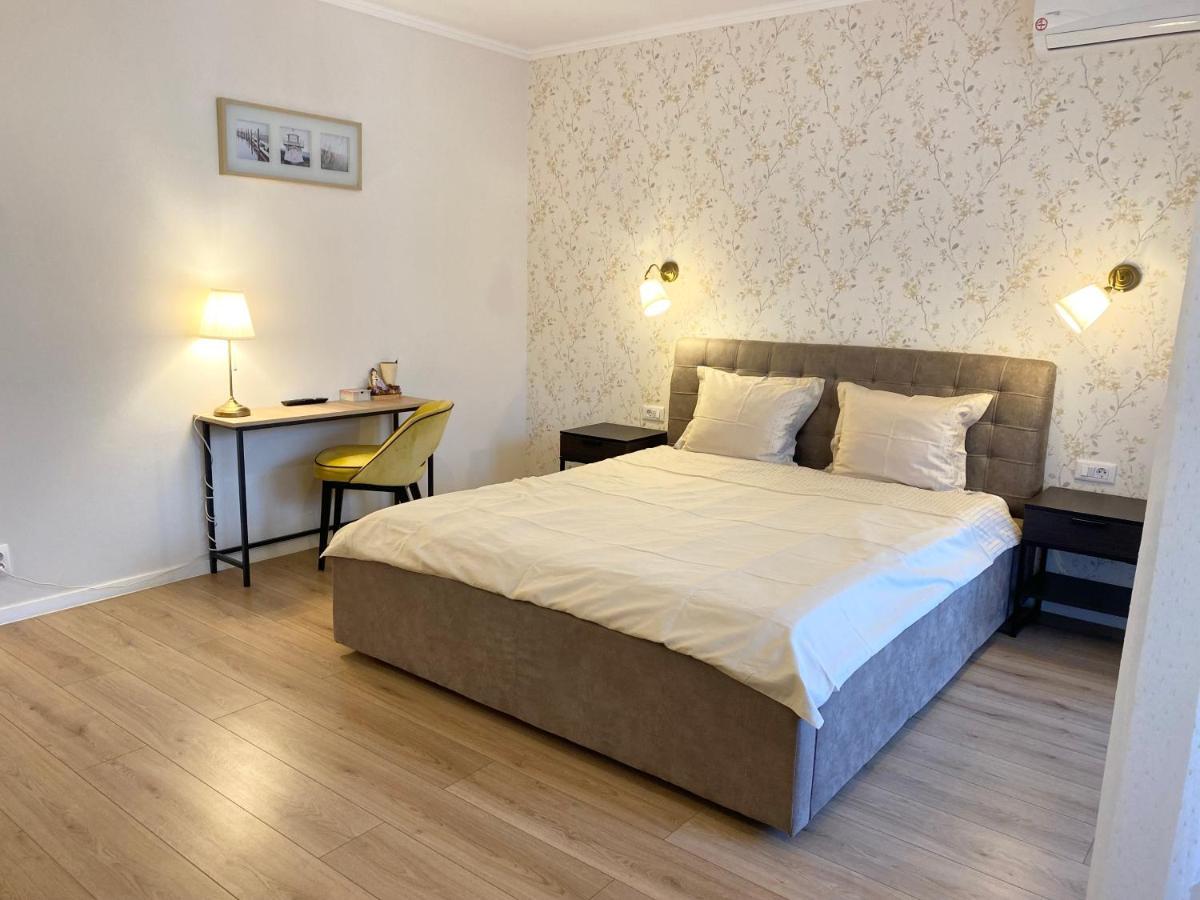 Amber Studio Oradea Apartment Luaran gambar
